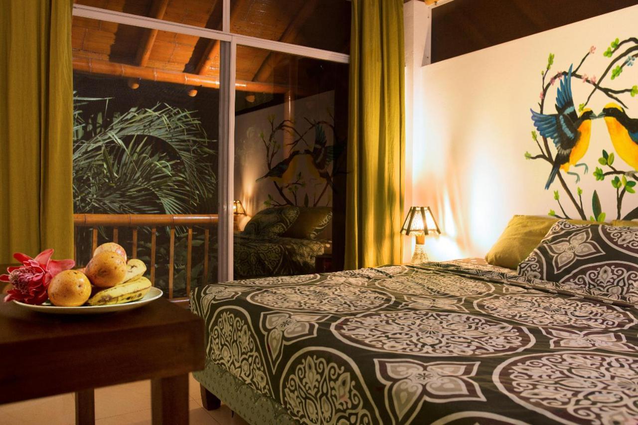 Вілла Itchimbia Garden Ayampe Montana Y Mar Екстер'єр фото